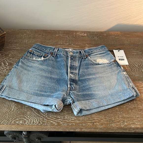 Re/Done Levi's Short & Tee bundle NWT 🦋🦋🦋 - Picture 3 of 10